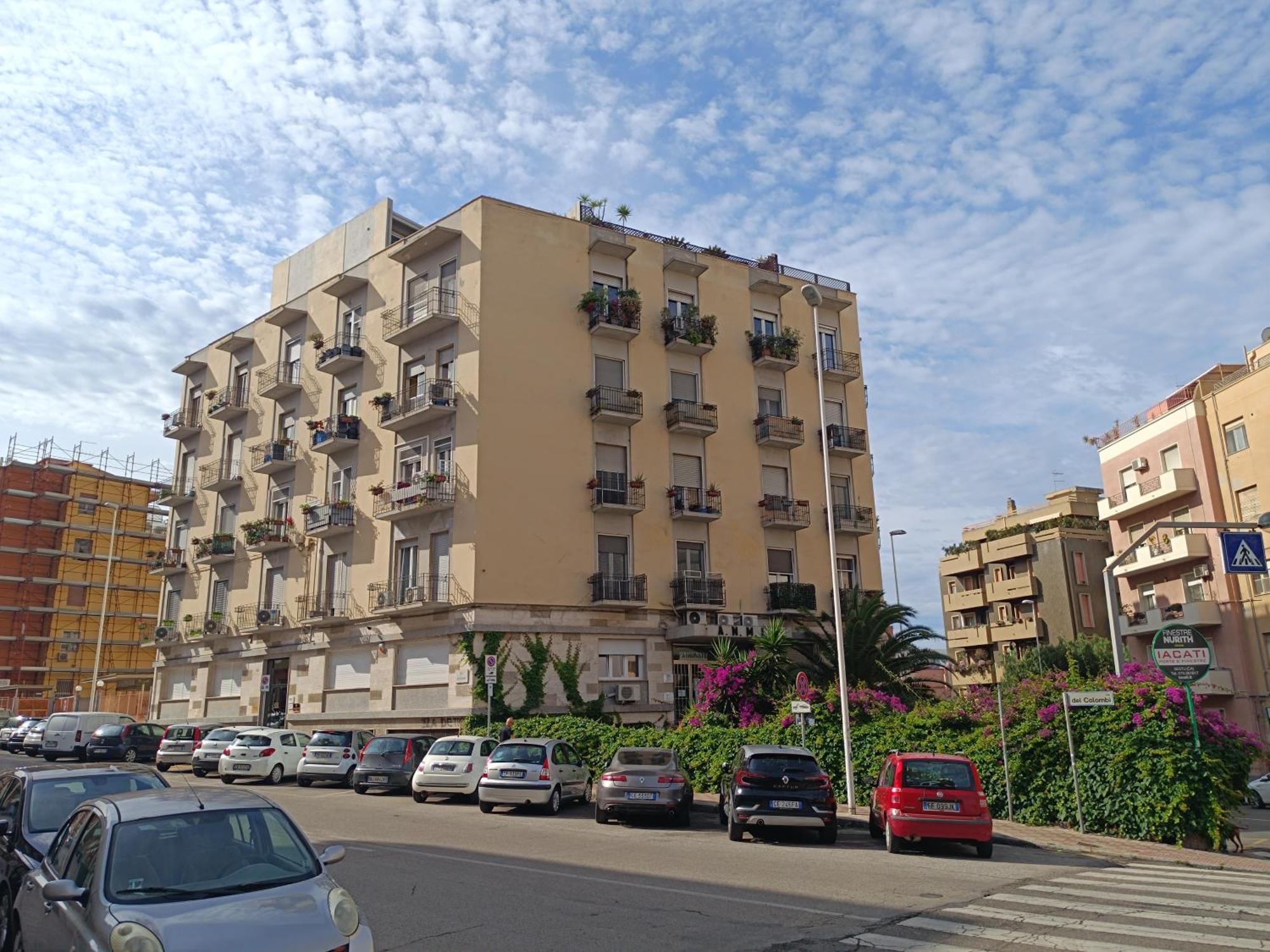 Boedo Apartments Cagliari Luaran gambar